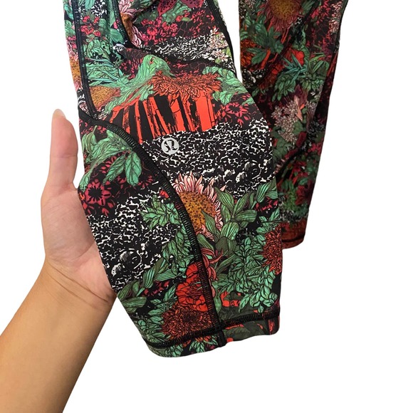 Lululemon Time To Sweat Crop *23" Zen Garden Multi sz 8 - Picture 10 of 10